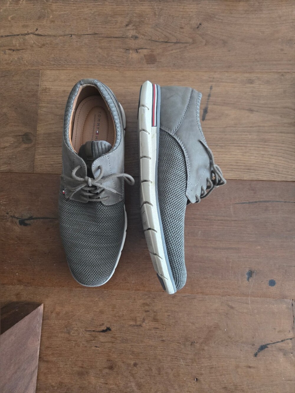 Tommy Hilfiger Men's Gray Lace-Up Mesh & Suede Sneakers